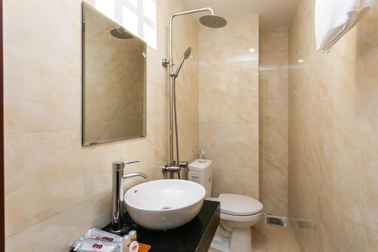 فندق Oyo 658 Euro Gold House And Coffee دا نانغ المظهر الخارجي الصورة